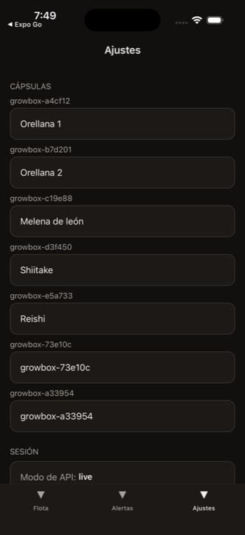 Pantalla de ajustes de la app, con el nombre editable de cada cápsula y el modo de API